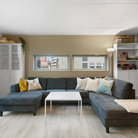 Bright 2br Corner Apt Balcony - 10min Walk To Cs Leilighet Oslo