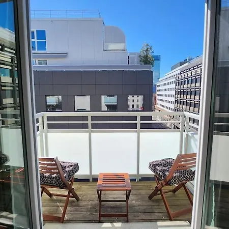 Bright 2br Corner Apt Balcony - 10min Walk To Cs * Oslo